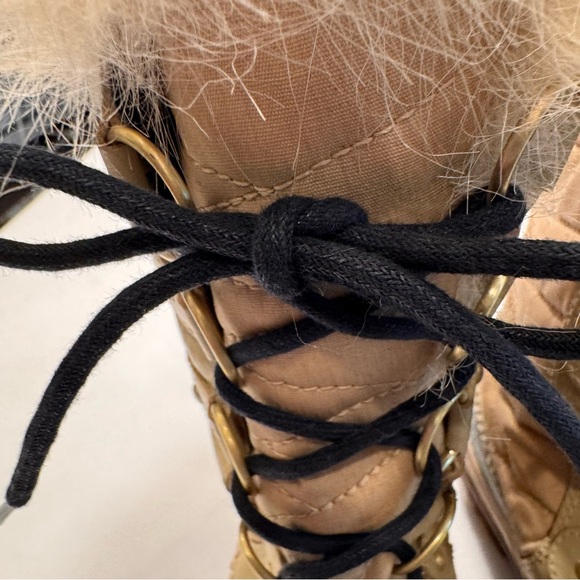 Sorel Tofino Womens Size 7 Waterproof Faux Fur Winter Snow Boot NL 2332-241 - Picture 7 of 15